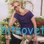 Вишневый топ с цветком на спинке