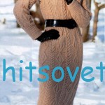Длинное вязаное платье