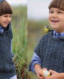 Вязаный жилет с капюшоном для мальчика