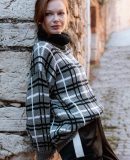Свитер оверсайз в клетку