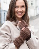 Вязаные митенки Hot Chocolate