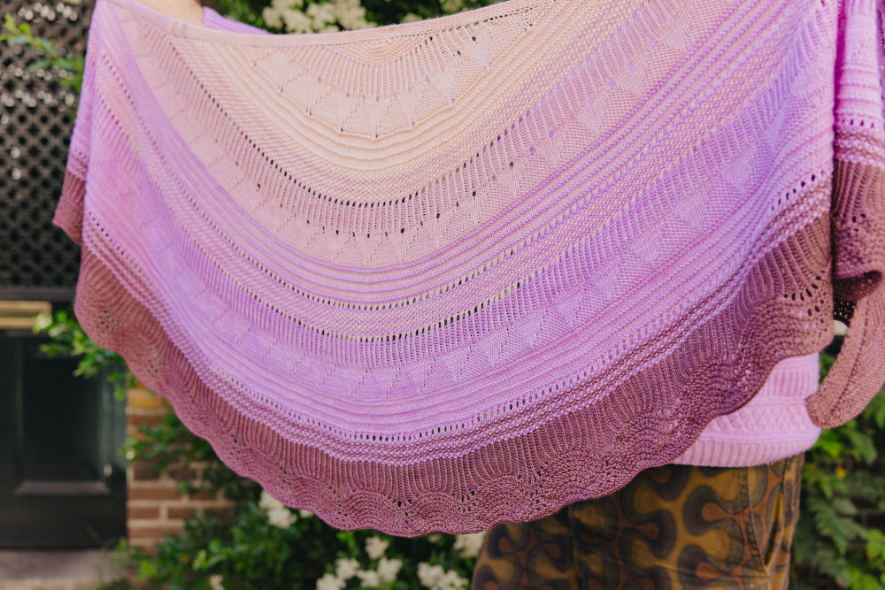 легкая текстурная шаль в стиле Westknits
